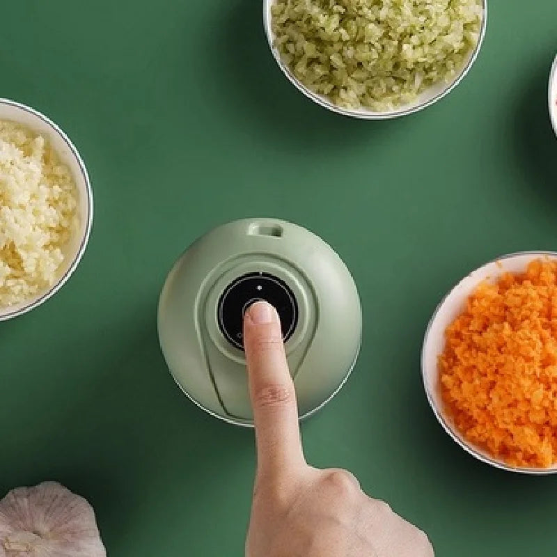 Mini Processador Elétrico de Alimentos Portátil com 3 lâminas de aço inox USB 250 ml Bivolt