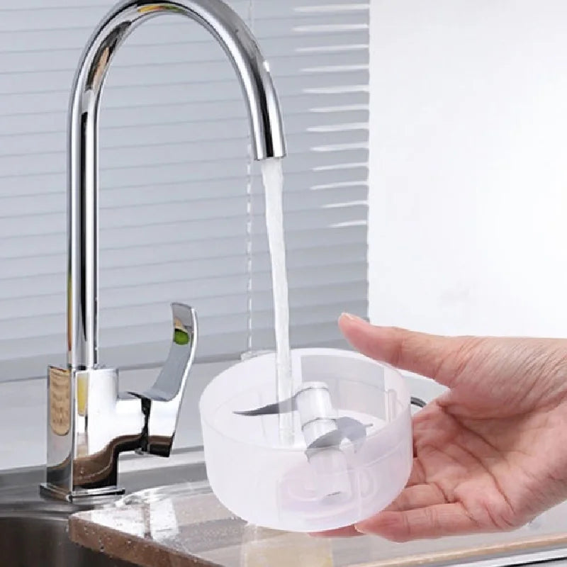 Mini Processador Elétrico de Alimentos Portátil com 3 lâminas de aço inox USB 250 ml Bivolt
